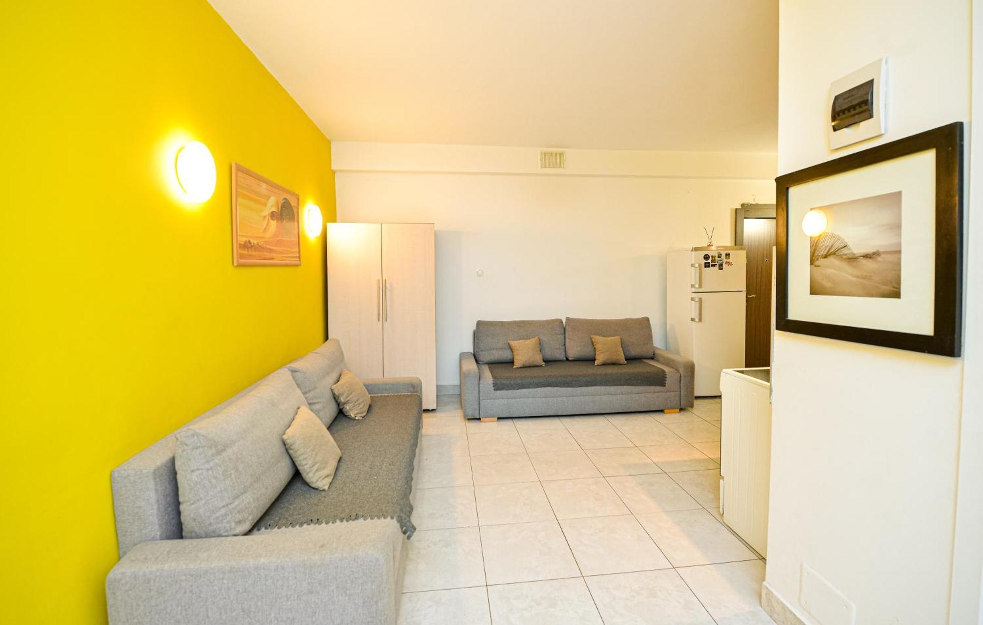 The Lincoln Suites - Central Shabbat Friendly Apartments Bucharest Exterior photo