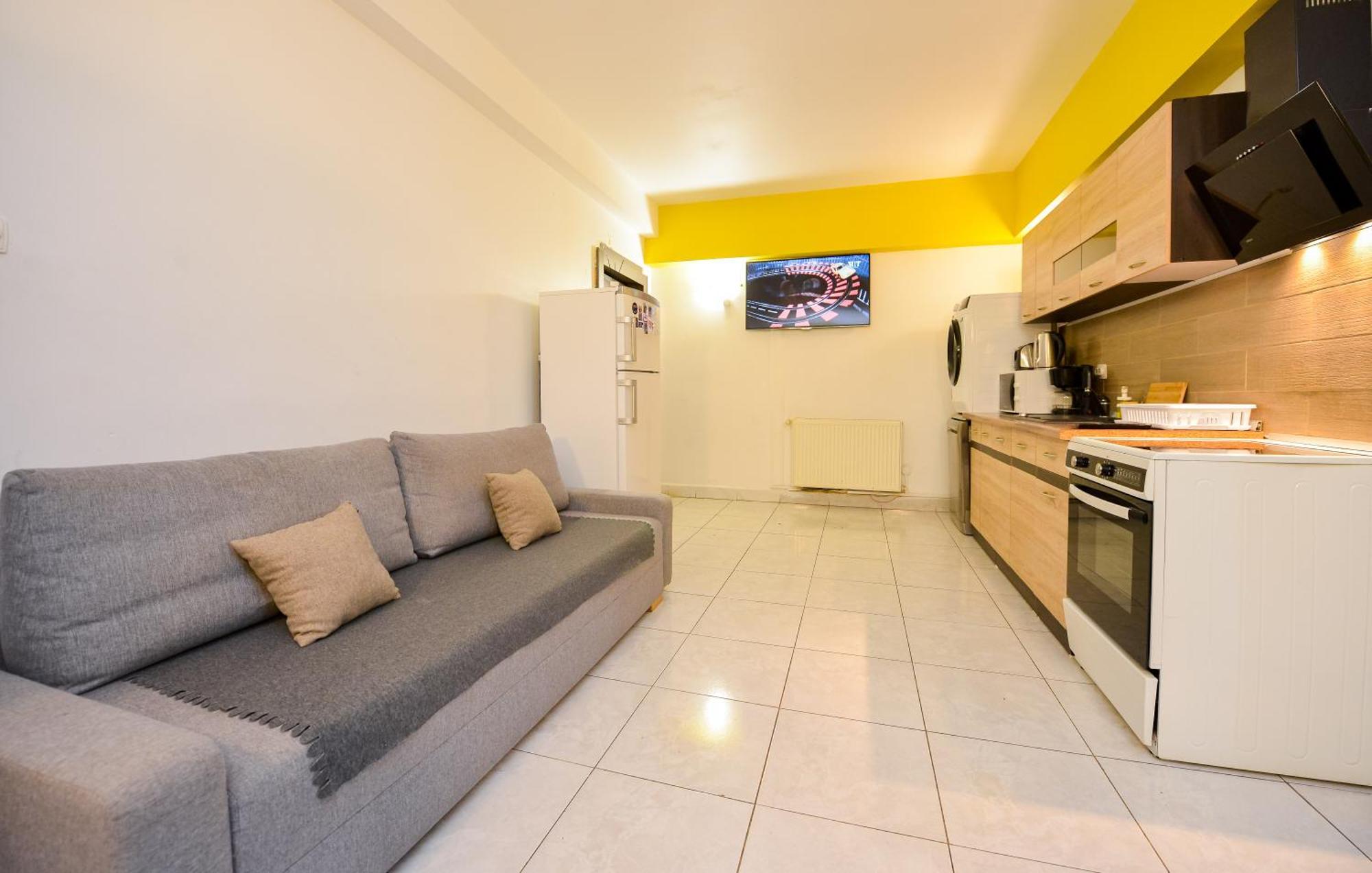 The Lincoln Suites - Central Shabbat Friendly Apartments Bucharest Exterior photo